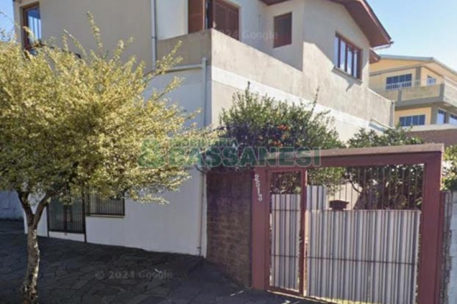 Casa com 200m², 3 dormitórios, no bairro São Leopoldo em Caxias do Sul para Alugar