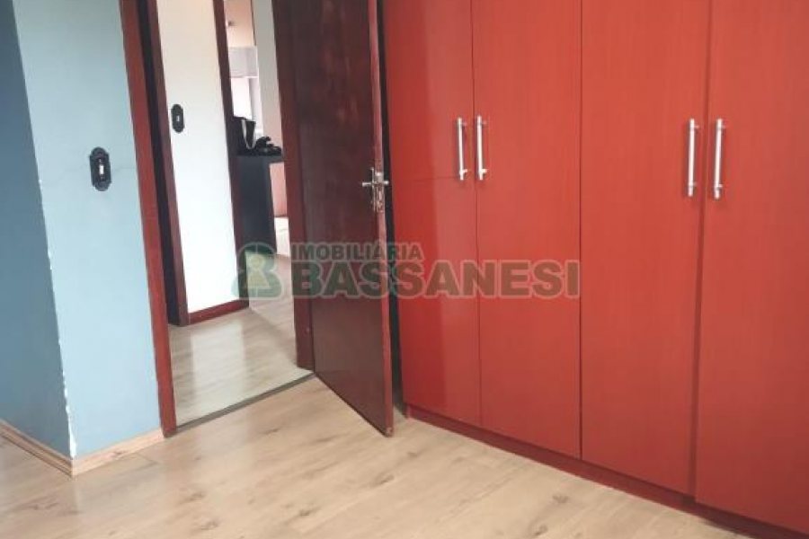 Casa com 200m², 3 dormitórios, no bairro São Leopoldo em Caxias do Sul para Alugar