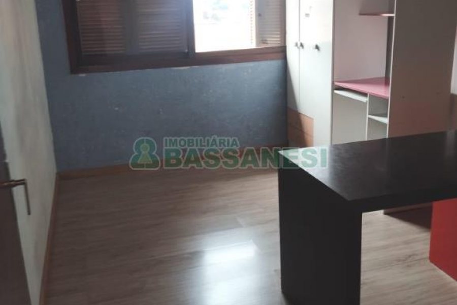 Casa com 200m², 3 dormitórios, no bairro São Leopoldo em Caxias do Sul para Alugar