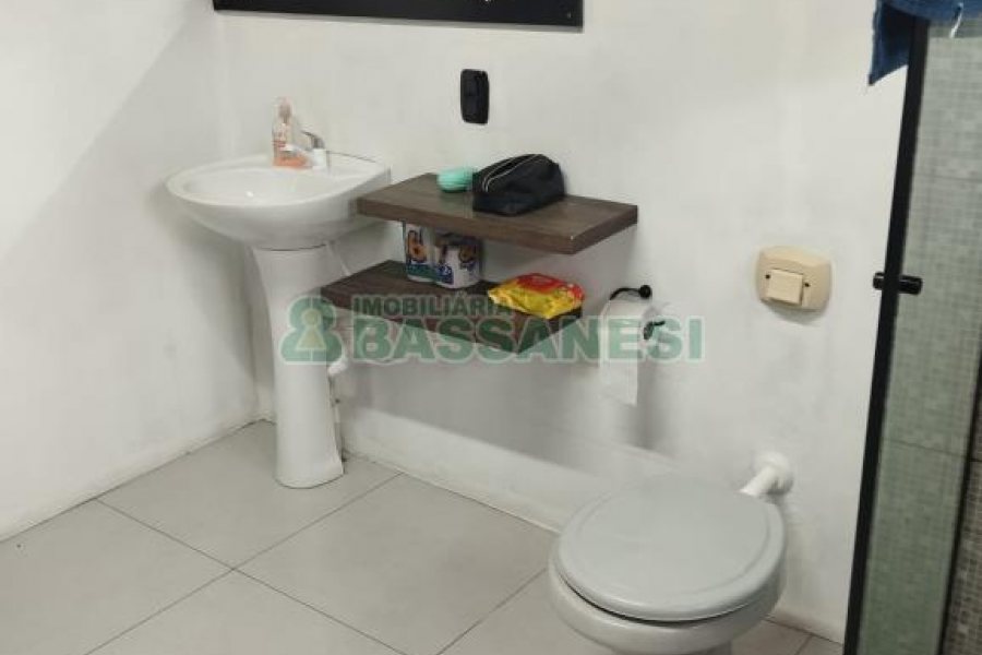 Casa com 200m², 3 dormitórios, no bairro São Leopoldo em Caxias do Sul para Alugar