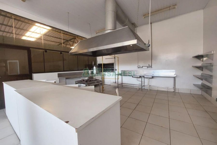 Pavilhão com 1600m², no bairro Bela Vista em Caxias do Sul para Alugar