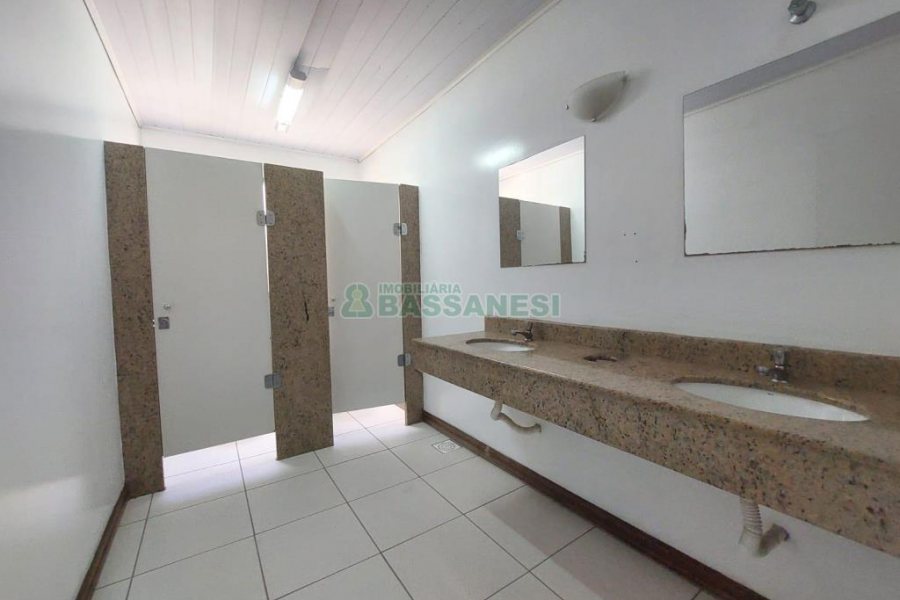 Pavilhão com 1600m², no bairro Bela Vista em Caxias do Sul para Alugar