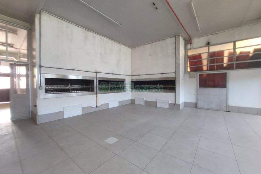 Pavilhão com 1600m², no bairro Bela Vista em Caxias do Sul para Alugar