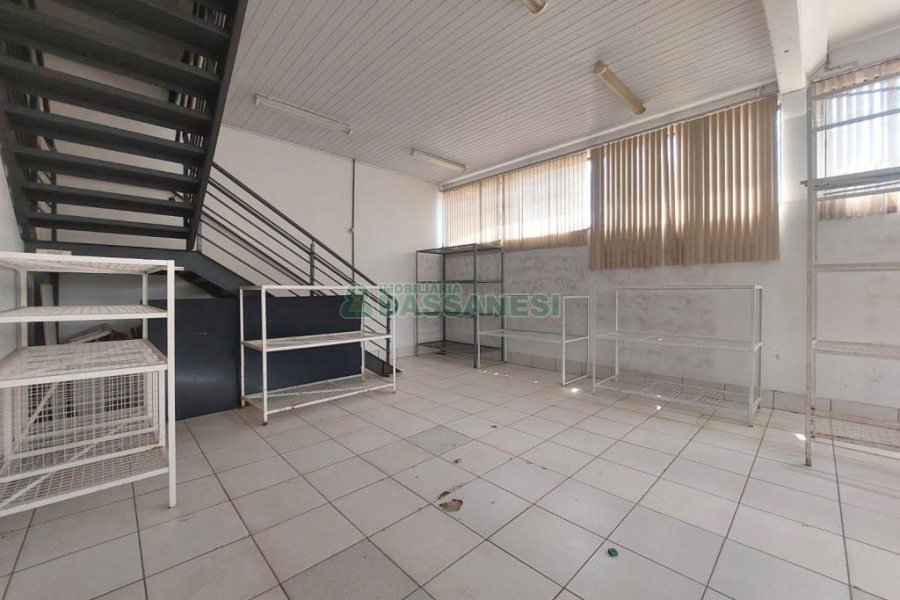 Pavilhão com 1600m², no bairro Bela Vista em Caxias do Sul para Alugar