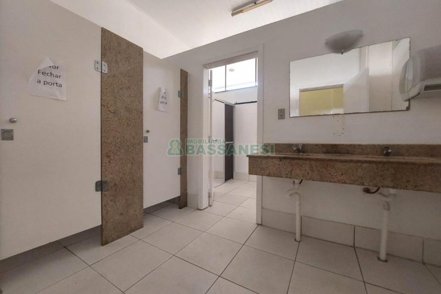 Pavilhão com 1600m², no bairro Bela Vista em Caxias do Sul para Alugar