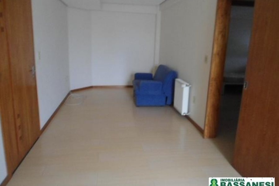 Apartamento com 79m², 2 dormitórios, 1 vaga, no bairro Desvio Rizzo em Caxias do Sul para Alugar