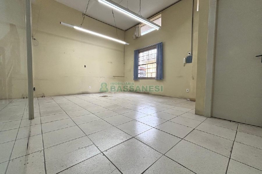 Loja com 38m², no bairro Centro em Caxias do Sul para Alugar