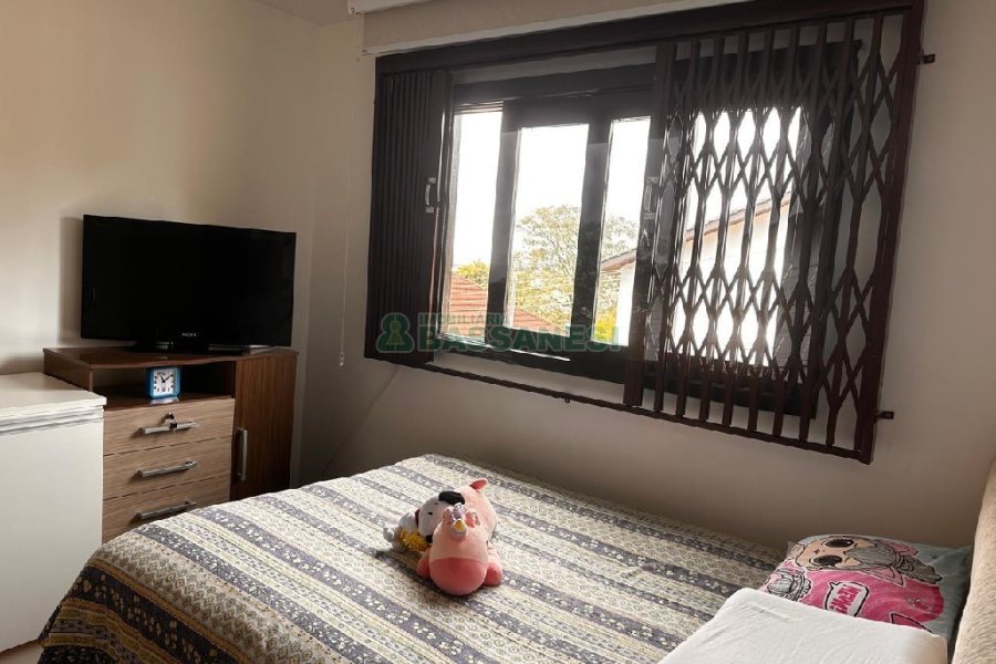 Casa com 270m², 3 dormitórios, 4 vagas, no bairro Nossa Senhora de Lourdes em Caxias do Sul para Alugar