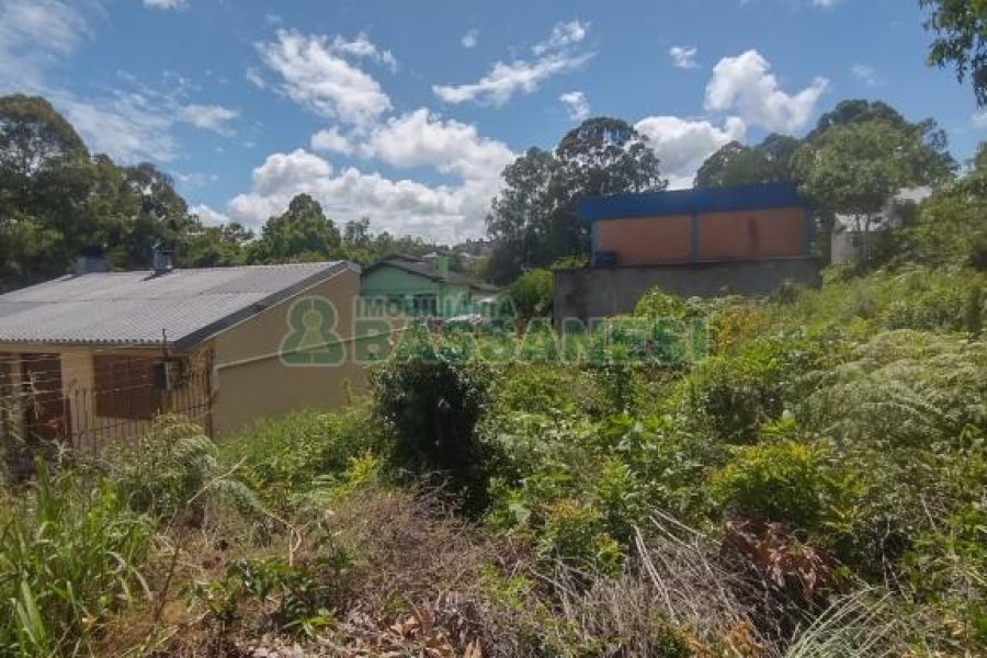 Terreno, no bairro Sanvitto em Caxias do Sul para Comprar