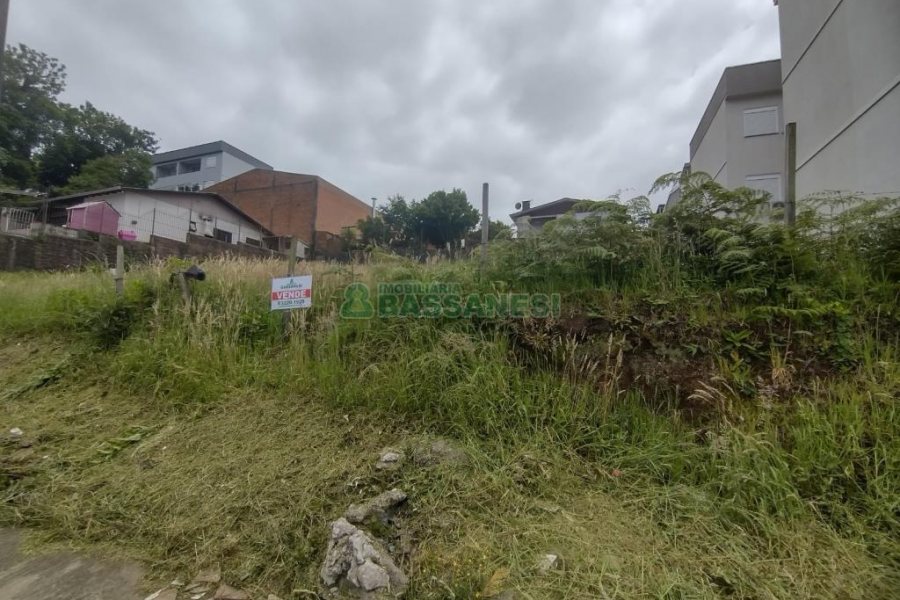 Terreno com 360m², no bairro Bela Vista em Caxias do Sul para Comprar