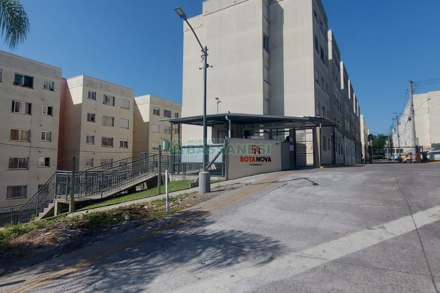 Apartamento com 56m², 2 dormitórios, no bairro Santa Catarina em Caxias do Sul para Alugar