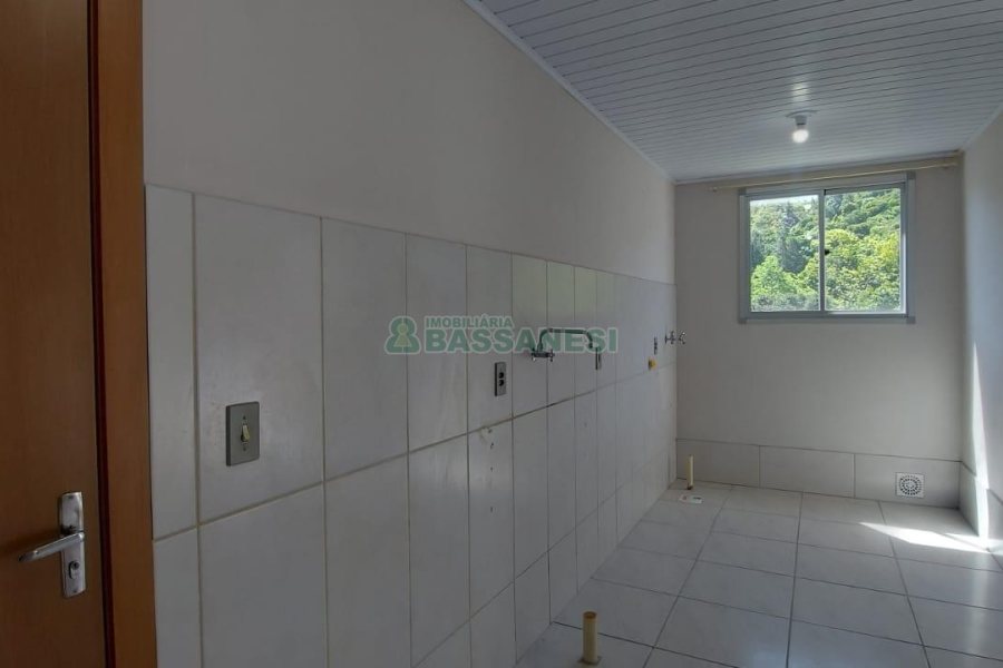 Apartamento com 56m², 2 dormitórios, no bairro Santa Catarina em Caxias do Sul para Alugar