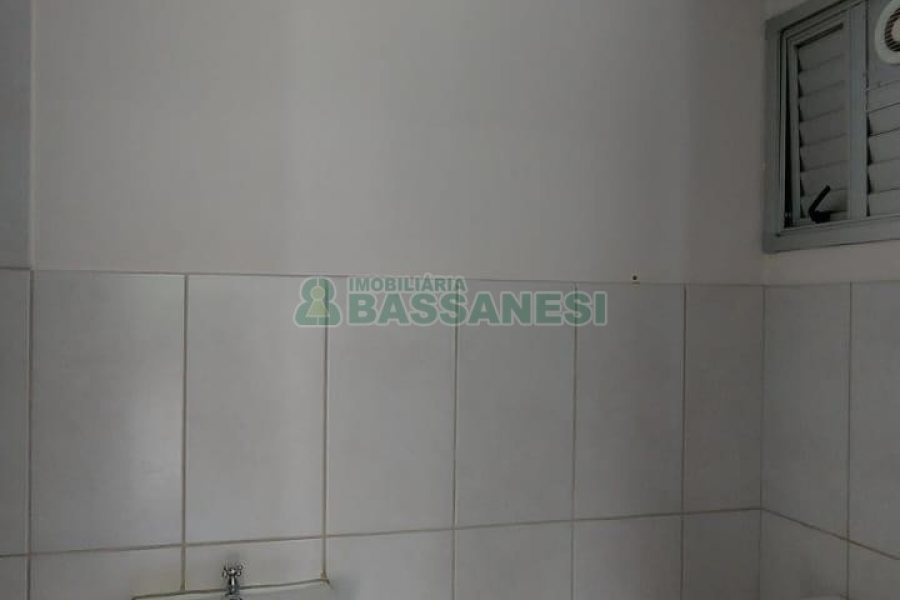 Apartamento com 56m², 2 dormitórios, no bairro Santa Catarina em Caxias do Sul para Alugar