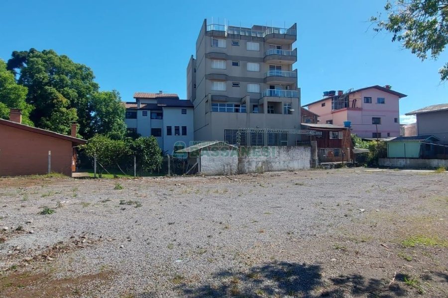Terreno com 850m², no bairro Santa Lúcia em Caxias do Sul para Alugar
