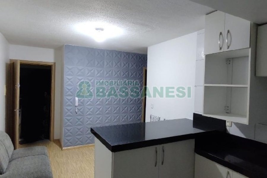 Apartamento com 54m², 2 dormitórios, 1 vaga, no bairro Santa Catarina em Caxias do Sul para Alugar