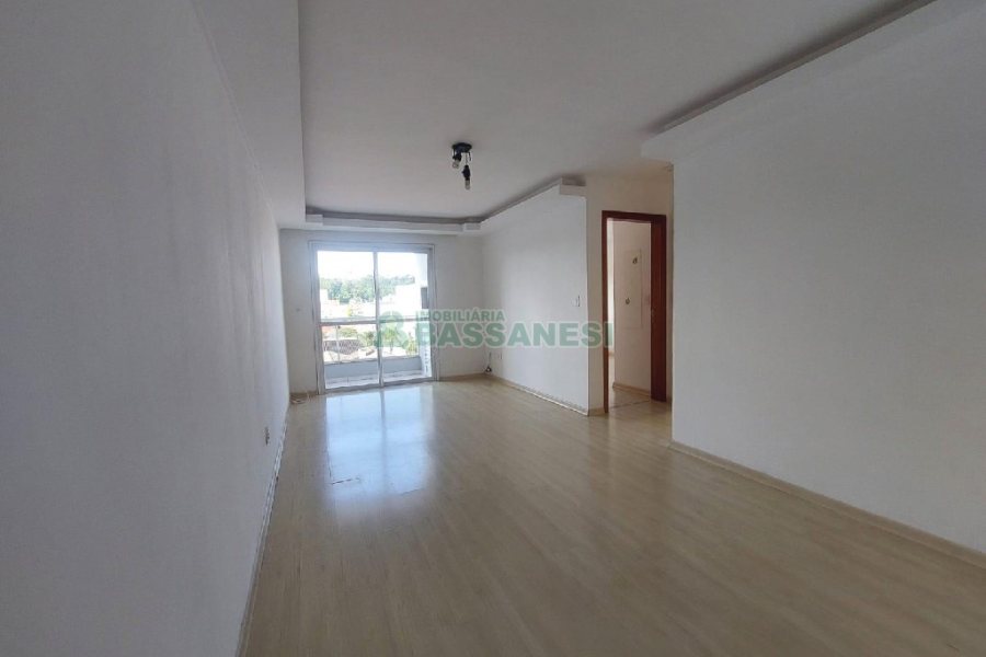 Apartamento com 70m², 2 dormitórios, 1 vaga, no bairro Santa Catarina em Caxias do Sul para Alugar