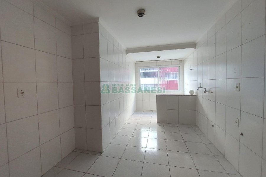 Apartamento com 70m², 2 dormitórios, 1 vaga, no bairro Santa Catarina em Caxias do Sul para Alugar