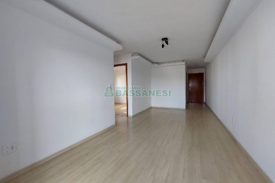 Apartamento com 70m², 2 dormitórios, 1 vaga, no bairro Santa Catarina em Caxias do Sul para Alugar