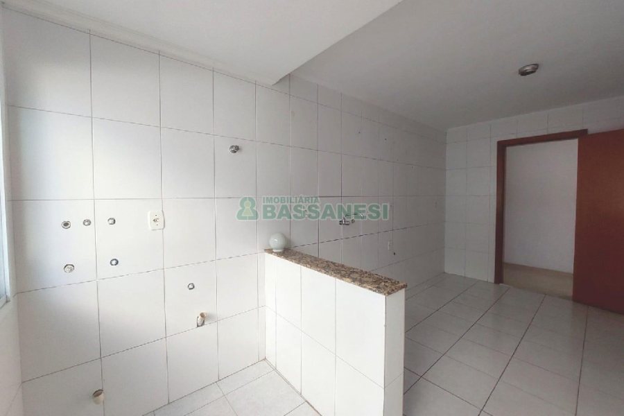 Apartamento com 70m², 2 dormitórios, 1 vaga, no bairro Santa Catarina em Caxias do Sul para Alugar