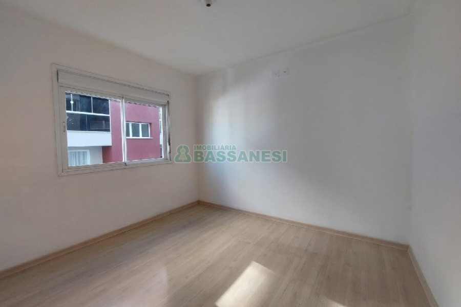 Apartamento com 70m², 2 dormitórios, 1 vaga, no bairro Santa Catarina em Caxias do Sul para Alugar