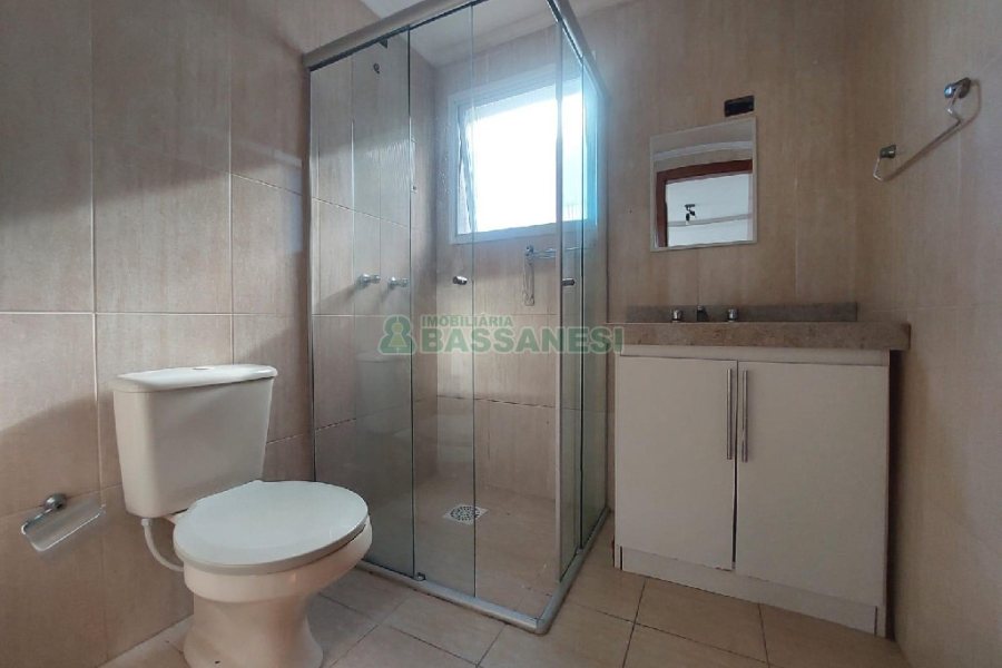 Apartamento com 70m², 2 dormitórios, 1 vaga, no bairro Santa Catarina em Caxias do Sul para Alugar