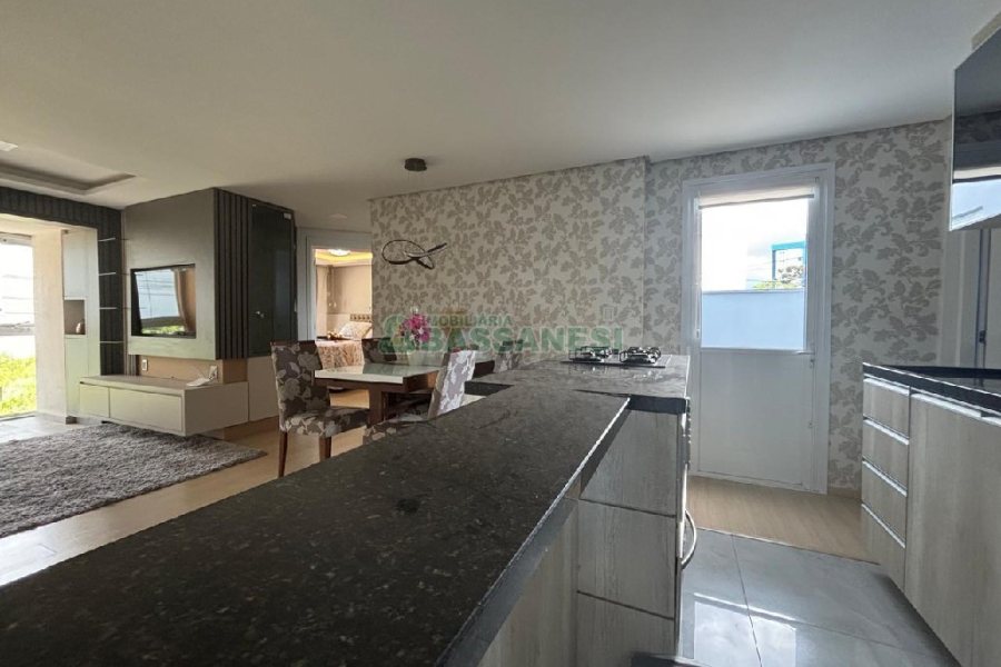 Apto Mobiliado com 98m², 3 dormitórios, 2 vagas, no bairro Vila Verde em Caxias do Sul para Alugar