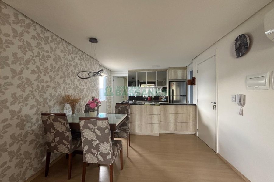 Apto Mobiliado com 98m², 3 dormitórios, 2 vagas, no bairro Vila Verde em Caxias do Sul para Alugar