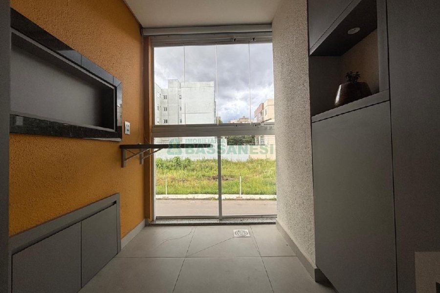 Apto Mobiliado com 98m², 3 dormitórios, 2 vagas, no bairro Vila Verde em Caxias do Sul para Alugar