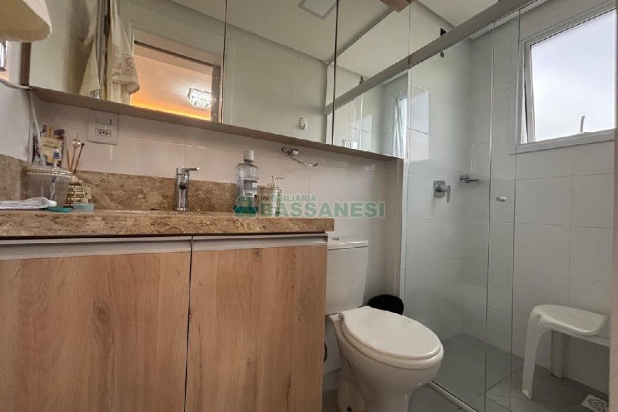 Apto Mobiliado com 98m², 3 dormitórios, 2 vagas, no bairro Vila Verde em Caxias do Sul para Alugar