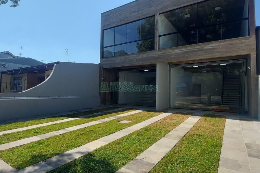 Loja com 102m², no bairro Santa Lúcia em Caxias do Sul para Alugar