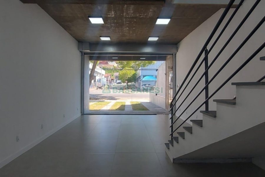Loja com 102m², no bairro Santa Lúcia em Caxias do Sul para Alugar