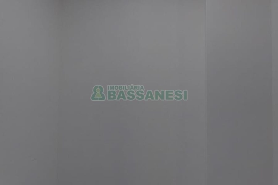 Loja com 102m², no bairro Santa Lúcia em Caxias do Sul para Alugar