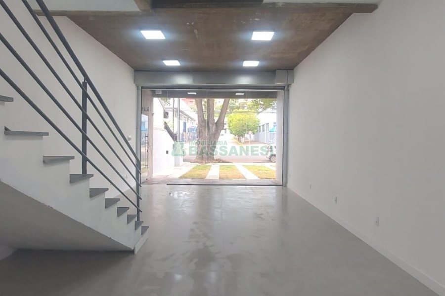 Loja com 102m², no bairro Santa Lúcia em Caxias do Sul para Alugar