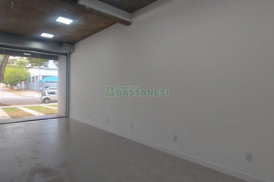 Loja com 102m², no bairro Santa Lúcia em Caxias do Sul para Alugar