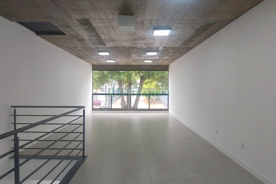 Loja com 102m², no bairro Santa Lúcia em Caxias do Sul para Alugar
