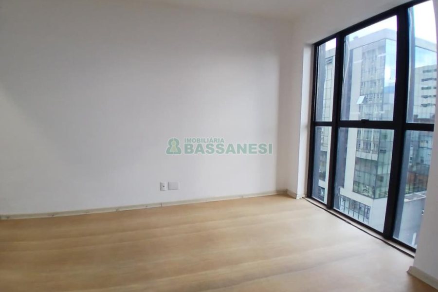 Sala com 44m², no bairro Centro em Caxias do Sul para Alugar