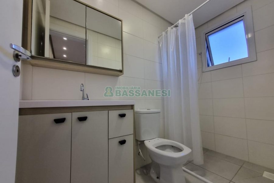 Apartamento com 86m², 2 dormitórios, 2 vagas, no bairro Santa Catarina em Caxias do Sul para Alugar