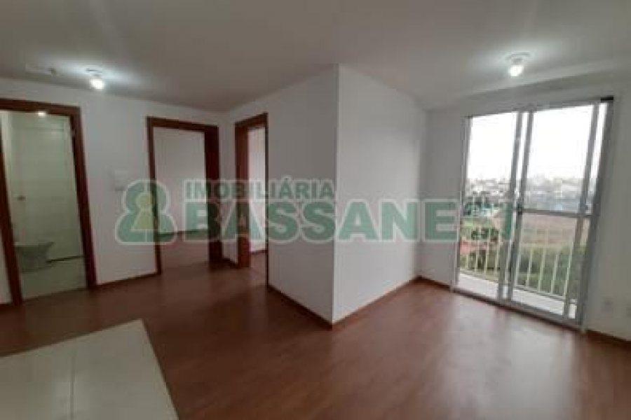 Apartamento com 40m², 2 dormitórios, 1 vaga, no bairro Petrópolis em Caxias do Sul para Comprar