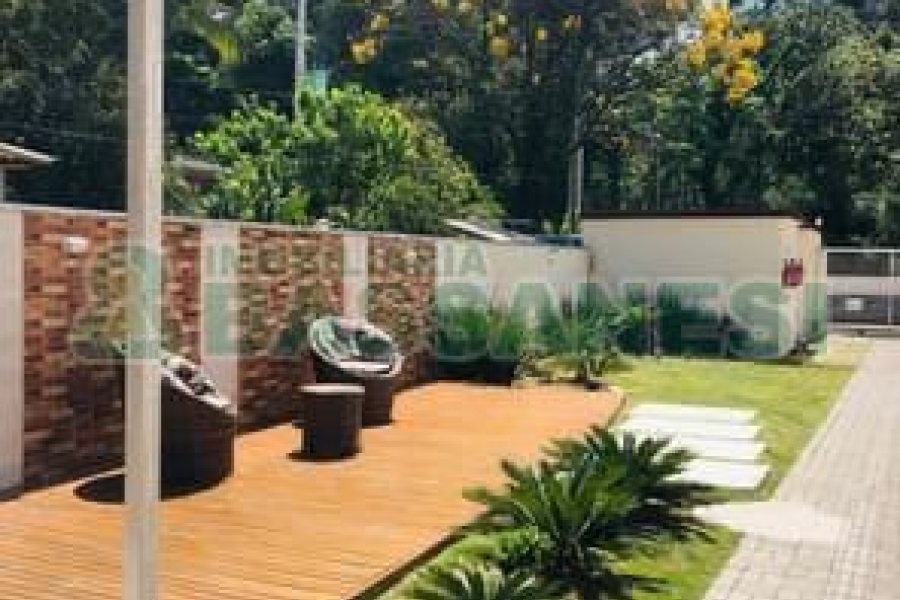 Apartamento com 40m², 2 dormitórios, 1 vaga, no bairro Petrópolis em Caxias do Sul para Comprar