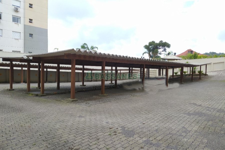 Predio com 1700m², 35 vagas, no bairro Santa Catarina em Caxias do Sul para Alugar