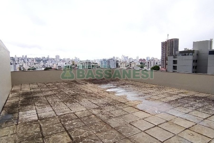 Predio com 1700m², 35 vagas, no bairro Santa Catarina em Caxias do Sul para Alugar