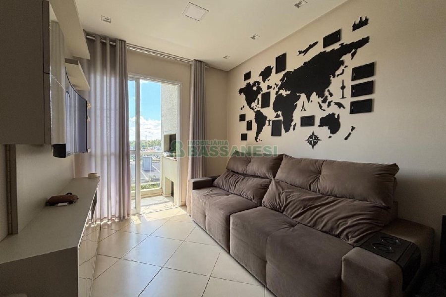 Apto Mobiliado com 72m², 2 dormitórios, 1 vaga, no bairro De Lazzer em Caxias do Sul para Alugar