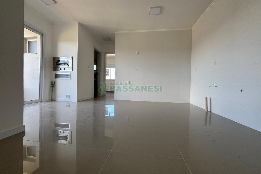 Apartamento com 72m², 2 dormitórios, 1 vaga, no bairro Cidade Nova em Caxias do Sul para Alugar