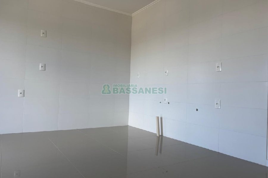 Apartamento com 72m², 2 dormitórios, 1 vaga, no bairro Cidade Nova em Caxias do Sul para Alugar