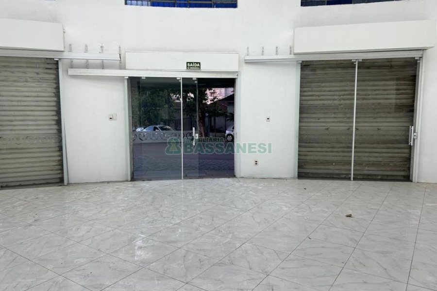 Loja com 60m², no bairro Rio Branco em Caxias do Sul para Alugar