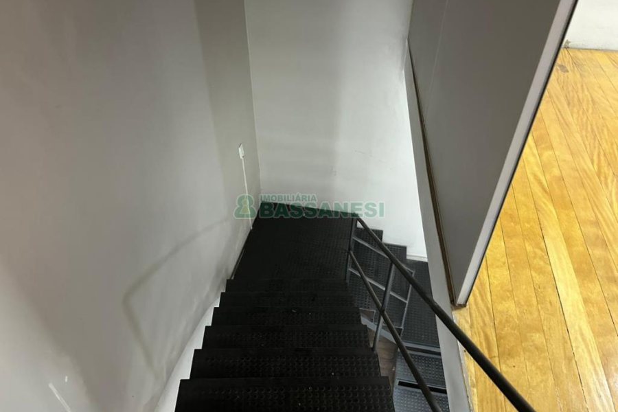 Loja com 60m², no bairro Rio Branco em Caxias do Sul para Alugar