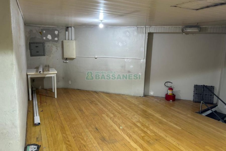 Loja com 60m², no bairro Rio Branco em Caxias do Sul para Alugar