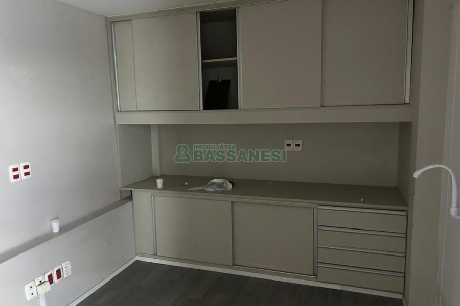 Loja com 60m², no bairro Rio Branco em Caxias do Sul para Alugar