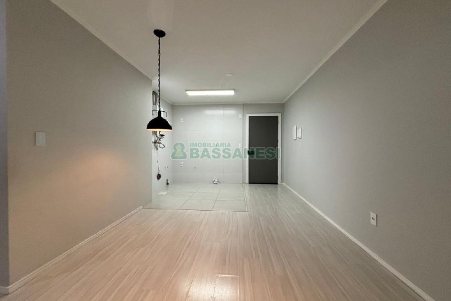 Apartamento com 62m², 2 dormitórios, 2 vagas, no bairro Bela Vista em Caxias do Sul para Alugar