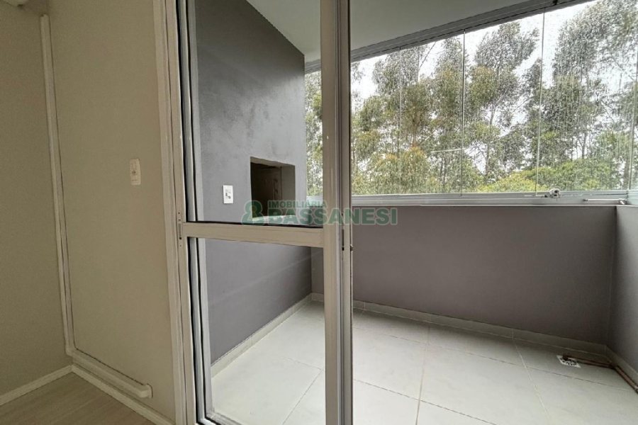 Apartamento com 62m², 2 dormitórios, 2 vagas, no bairro Bela Vista em Caxias do Sul para Alugar